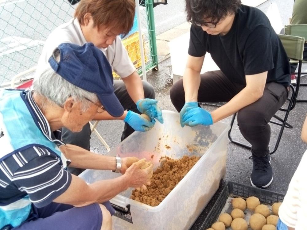 KIMG2623　企業からも仲間と参加